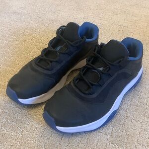 Men’s Walking Shoes